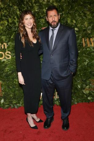 New York, New York 28 november Jackie Sandler en Adam Sandler wonen de Gotham Awards 2022 bij op cipriani wall street op 28 november 2022 in new york city foto door udo salterspatrick mcmullan via getty-beelden