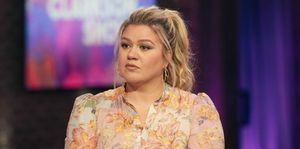 the kelly clarkson show episode j102 afgebeeld kelly clarkson foto door weiss eubanksnbcuniversal via getty images