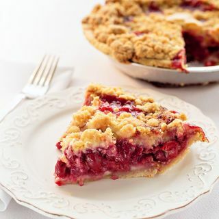 Grand Traverse Cherry Crumb Pie