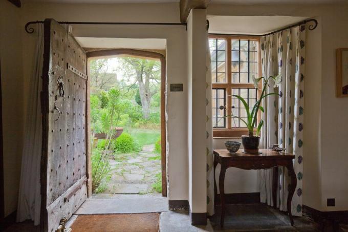 East Lambbrook Manor met beroemde cottage-tuinen te koop in Somerset