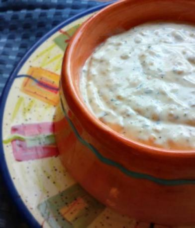 romige tomatillo jalapeno ranch dip