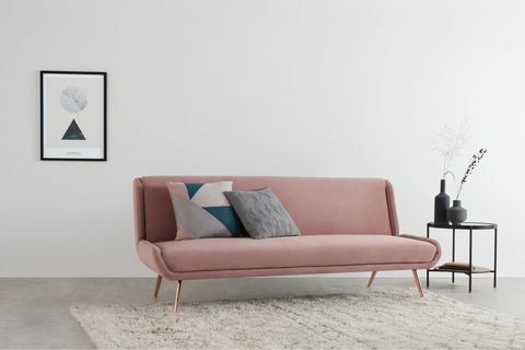 madecom lanceert huisdierassortiment dat past bij menselijke sofa