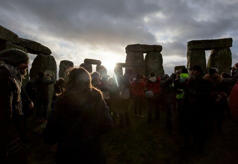 Druïden vieren de winterzonnewende in Stonehenge