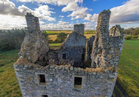 Historisch Schots kasteel, Knockhall Castle, £ 130.000 te koop