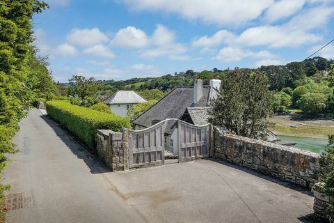 Cornwall eigendom aan het water met geweldig, adembenemend, geweldig uitzicht en een eigen privékade