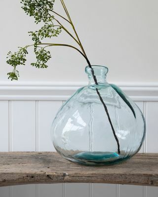 Wells Bubble Vase, breed