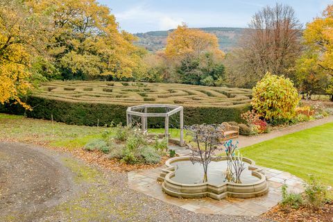 6 slaapkamer vrijstaand huis te koop in Chepstow, Monmouthshire met doolhof