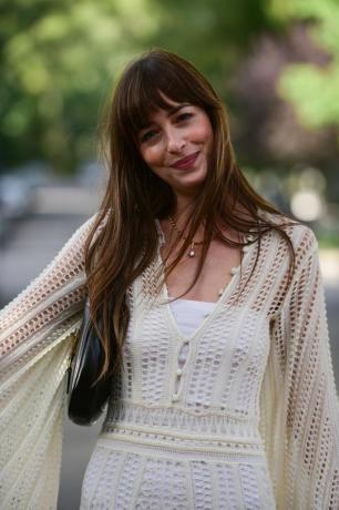 dakota johnson woont een vertoning van daddio bij op het 50e telluride filmfestival op 31 augustus 2023