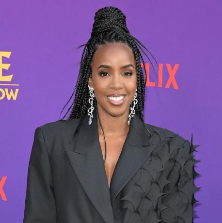 actrice en zangeres, kelly rowland, woont de speciale vertoning van netflixs the curse of bridge hollow in los angeles bij in het netflix tudum theater