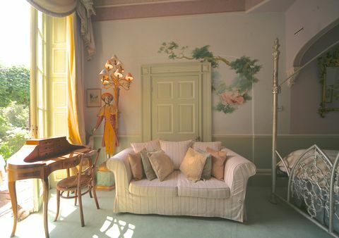 The Orangery - Sydney Place - Bath - wallpaper - Savills