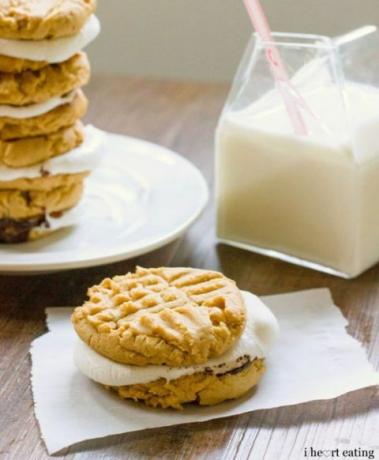 Fluffernutter Sandwich Cookies