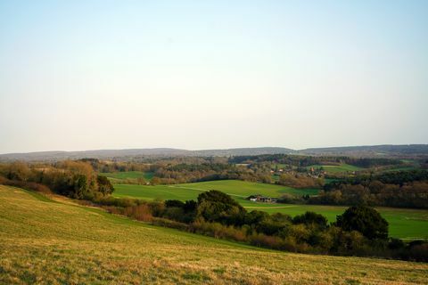 'S Avonds uitzicht op het Engelse platteland