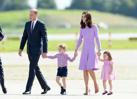 Prins William, prins George, hertogin van Cambridge en prinses Charlotte in Duitsland