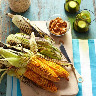 gegrilde maïs met barbecueboter