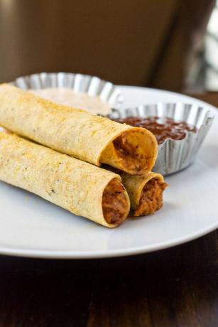 gebakken bbq chipotle ranch taquitos