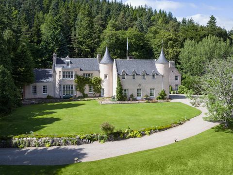 Kasteel in het Cairngorns National Park, Schotland