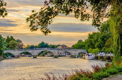 richmond upon thames brug