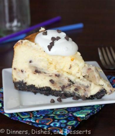 chocolate chip cookie dough cheesecake