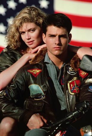 top gun personages pete maverick mitchell en charlotte charlie blackwood