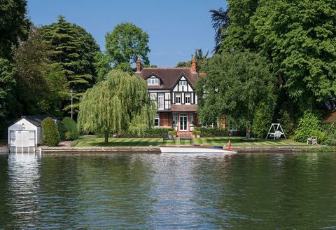 Toad Hall - Riversdale - Bourne End - onroerend goed - Savills