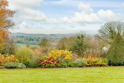 6 slaapkamer vrijstaand huis te koop in Chepstow, Monmouthshire met doolhof